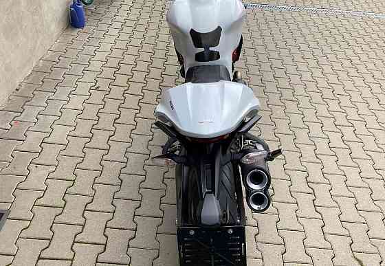 Ducati Monster 821 Кладно
