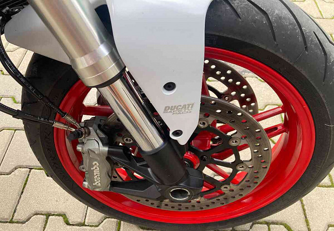 Ducati Monster 821 Kladno - fotó 8