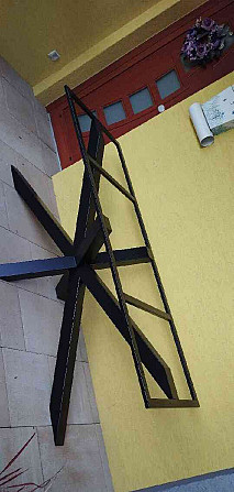 Metallsockel mit Gestell für einen Esstisch Košice-okolie - Foto 3