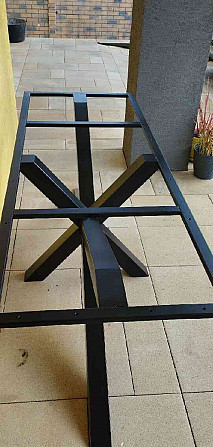 Metal base with a frame for a dining table Košice-okolie - photo 1
