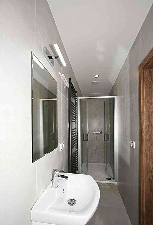 I am selling a double-leaf shower door San Swiss 90cm  - photo 3