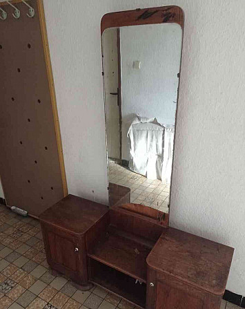 Daruji za odvoz zrcadlo se šuplíky (toaletní stolek) Trenčín - foto 4