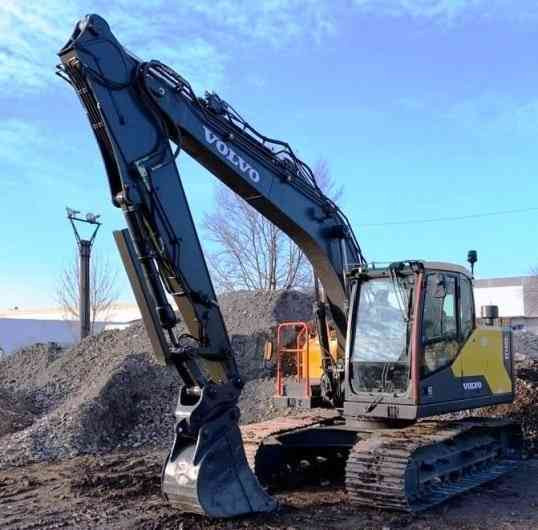 17t crawler excavator Volvo EC 140EL  - photo 1