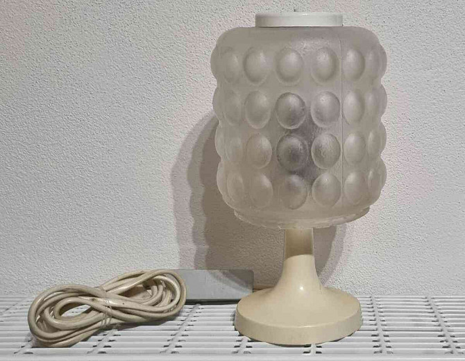 I am selling an old night lamp Levice - photo 1