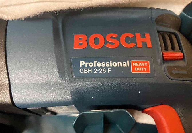 NEW Bosch GBH 2-26 F HAMMER DRILL including drill bits Levoča - photo 7