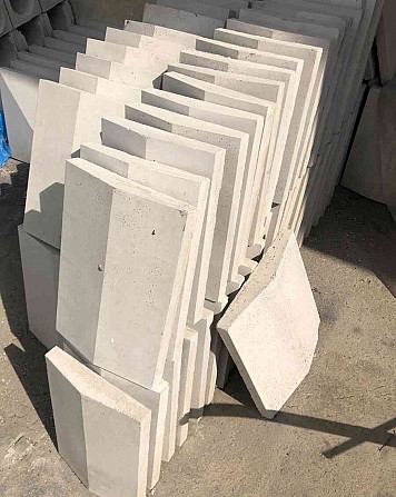 27x40-es betonforgács a falon Rimaszombat - fotó 1