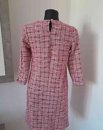 Розовое твидовое платье размера М от MOHITO Партизанске - изображение 10