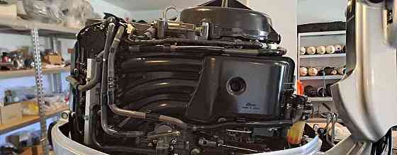 Lodný motor Honda 6040hp 