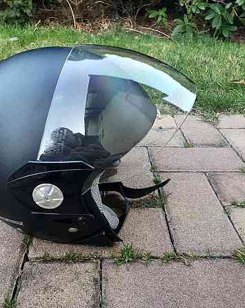 Dámská helma na motorku XS Troppau