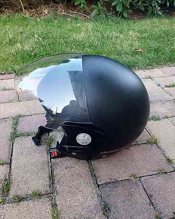 Dámská helma na motorku XS Опава