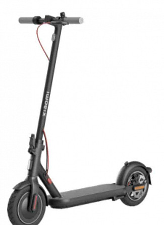 I am selling a new Xiaomi Electric Scooter 4 Bratislava - photo 2