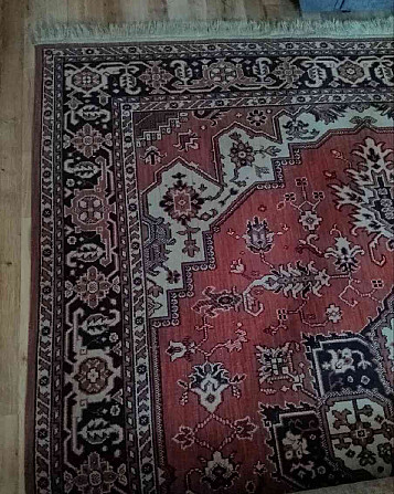 A large Persian rug Kosice - photo 3