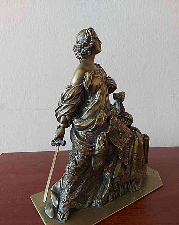 Marked bronze statue Rimavska Sobota - photo 3