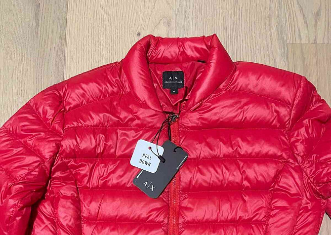 Куртка Armani M красная оригинал Братислава - изображение 4