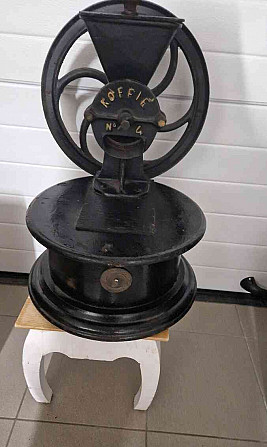 Antique coffee grinder N4 Kosice - photo 1
