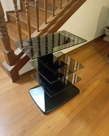 TV stolík - kov + sklo Veľký Krtíš - foto 1