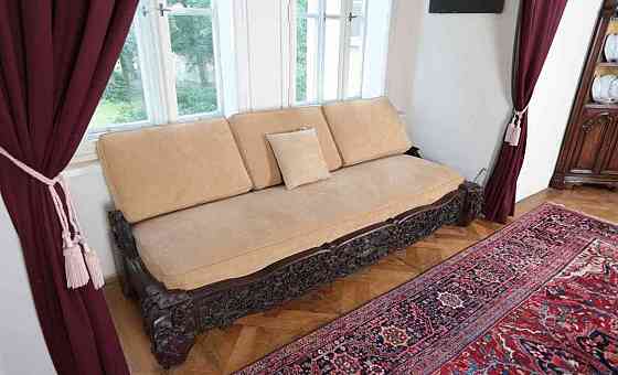Dlouhá čínská sofa - bohatě vyřezávaný Praha