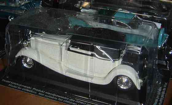 Zbierka modelov legendárni automobily Senec