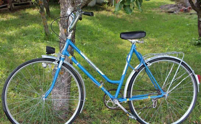 I am selling a retro women's bicycle Senec - photo 1