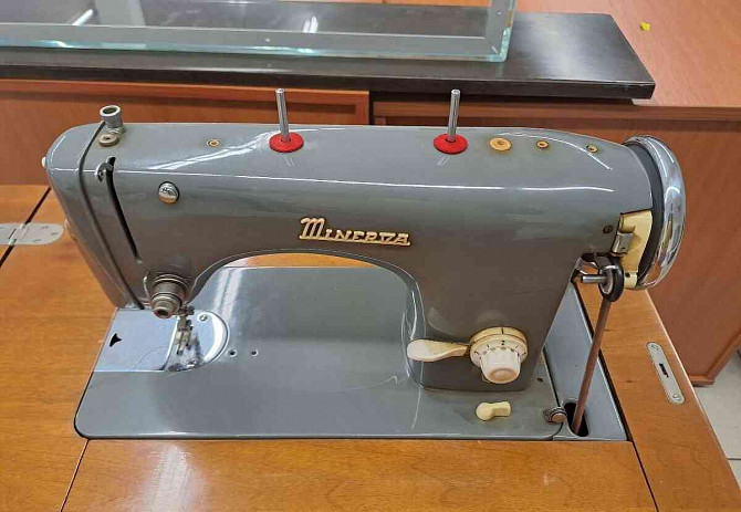 43. Sewing machine MINERIZA Bratislava - photo 1