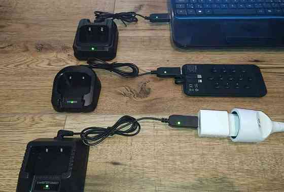 Autonabíjačka a USB nab. pre vysielačky Revúca