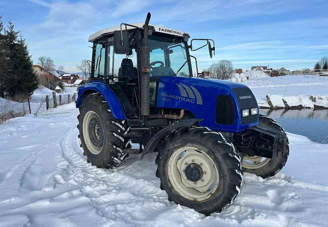 Farmtrac 675 DT tractor for sale with Tp and license plate Slovakia - photo 2