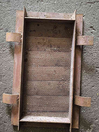 Fém szellőzőrács méretei 21x35,5 cm Privigye - fotó 3