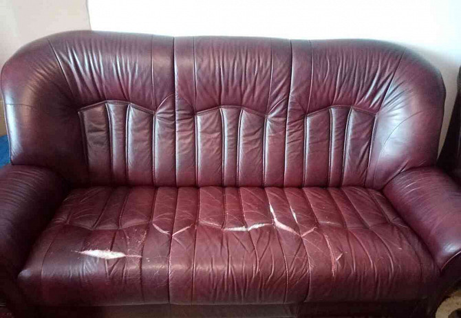Eladó egy kanapé Pozsony - fotó 1