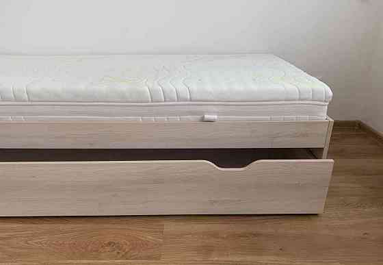 Detská postel +matrac  200x90  140€ Ilava