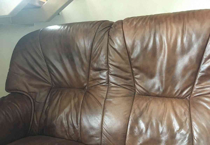 I am selling a leather sofa set 3+1+1 Kosice - photo 8