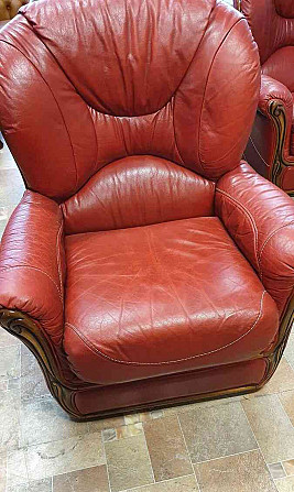 Burgundy leather sofa Trnava - photo 3