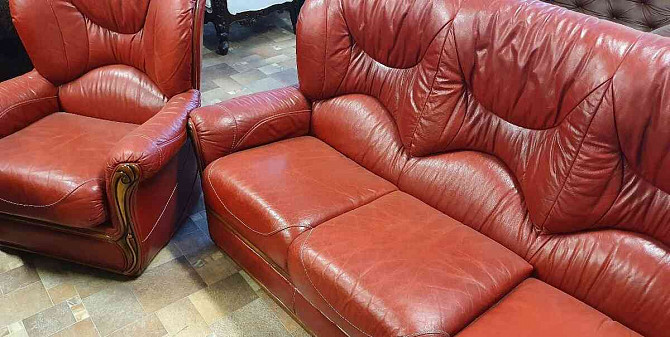 Burgundy leather sofa Trnava - photo 2