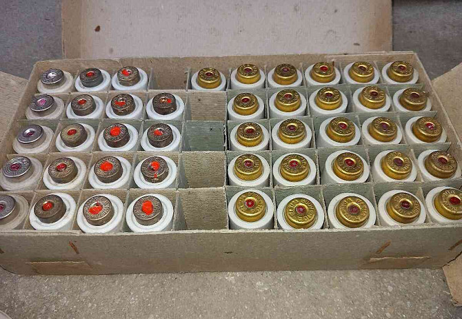 I will sell 90 pieces of new ceramic fuses Trnava - photo 3