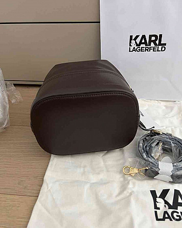 Сумка-ведро через плечо Karl Lagerfeld ksaddle коричневого цвета Братислава - изображение 7