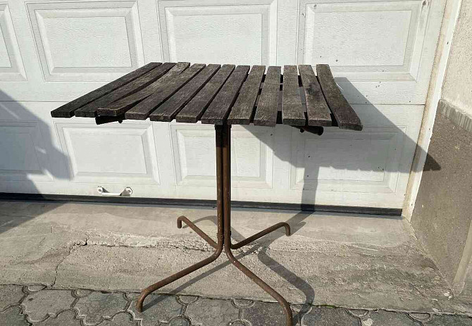 Kerti asztal Komárom - fotó 1