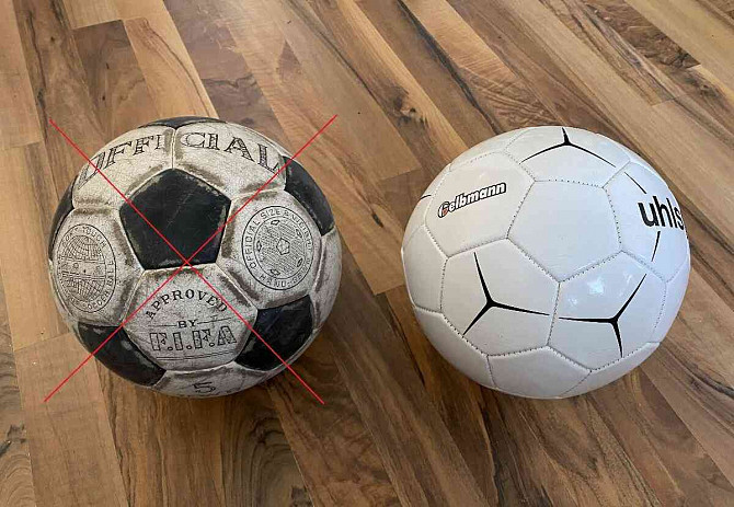 Fotbalový míč UHLSPORT Komárno - foto 1
