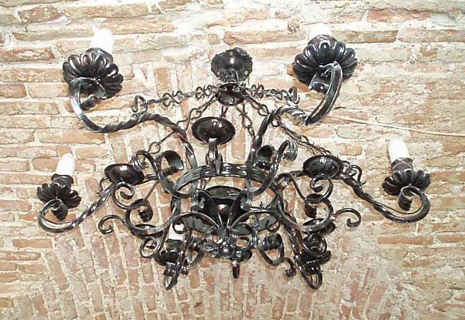 I will sell stylish genuine forged chandeliers and side wall lanterns Bratislava - photo 1