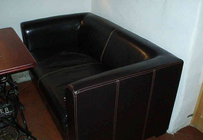 I am selling a leather couch - more pieces Bratislava - photo 2