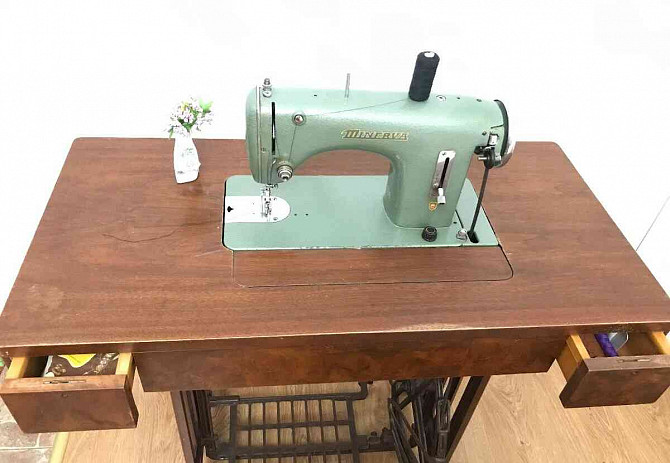 SEWING MACHINE MINERVA for sale Michalovce - photo 7