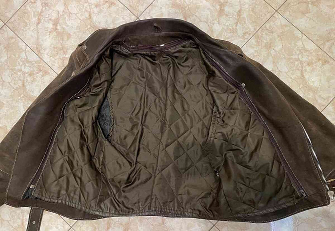 Мужская куртка из натуральной кожи, размер М. Трнава - изображение 3