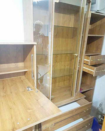 Velmi zachovalá kvalitní dřevěná obývací sestava š.325cm Bratislava - foto 8
