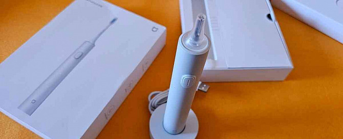 Продам звуковую зубную щетку Xiaomi. Кошице - изображение 3