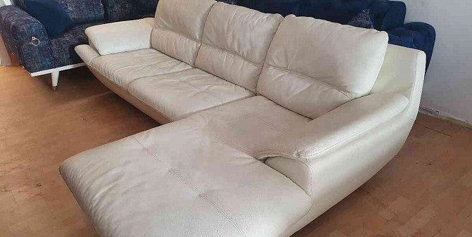 Corner non-expandable leather seat Trnava - photo 1