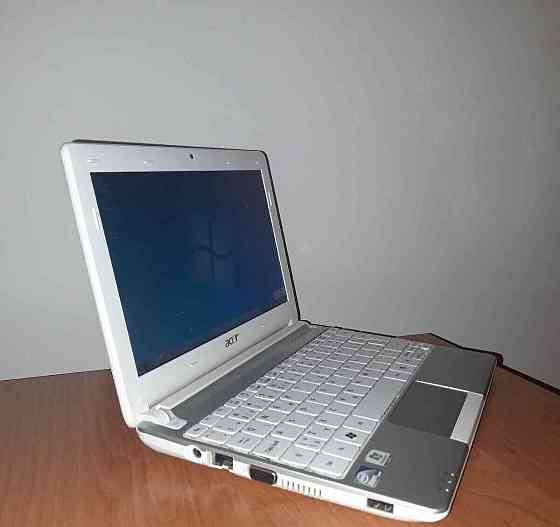 Netbook  Acer aspire one 10.1 palcov Rosenau