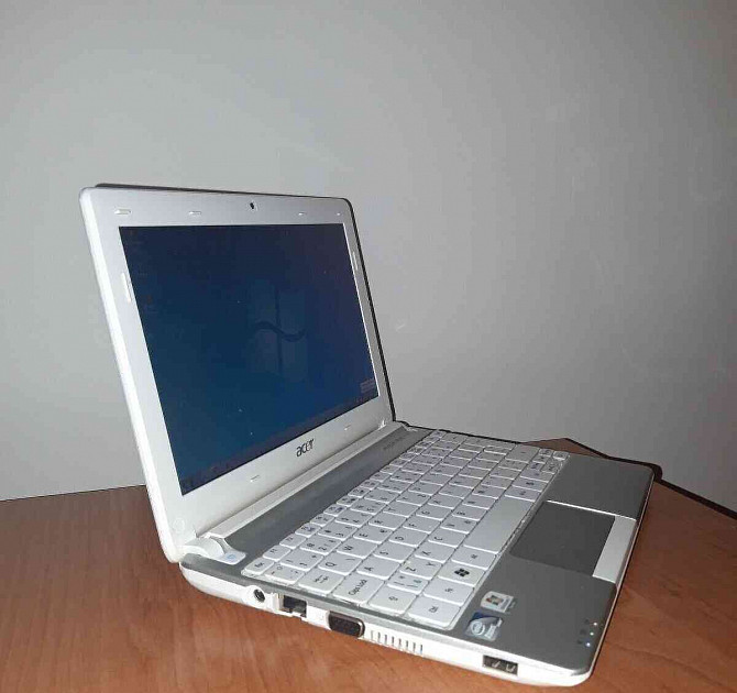 Netbook Acer aspire one 10,1 hüvelykes Rozsnyó - fotó 3