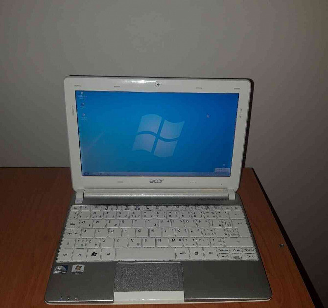 Netbook Acer aspire one 10.1 inches Roznava - photo 1