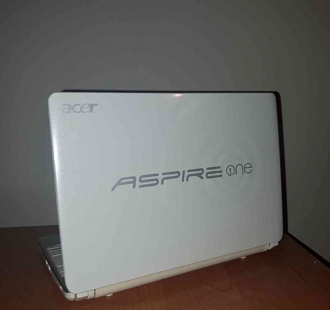 Нетбук Acer Aspire One 10,1 дюйма Рожнява - изображение 6