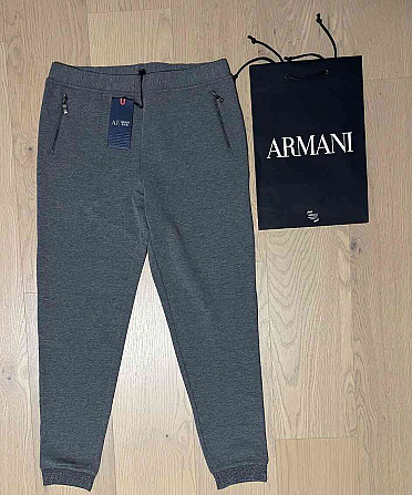Спортивные брюки Armani M серые оригинал Братислава - изображение 1