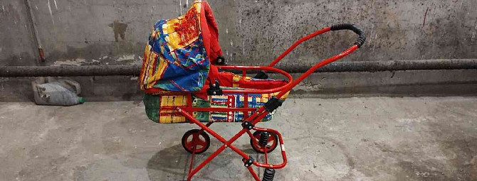 Kinderwagen für Puppen. Zusammenklappbar. Turz-Sankt Martin - Foto 1