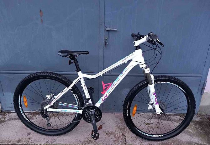 I am selling a brand new Giant Liv Tempt 27.5 er Mko 3x9 AIR Banska Bystrica - photo 1